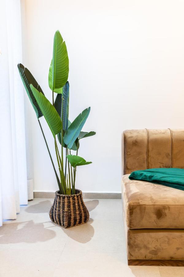 Stylish & Chic Flat - Place - New Building Appartamento